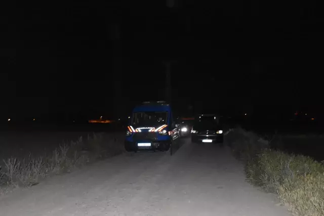 AFYONKARAHİSAR - Silahlı kavga: 1 ölü, 1 yaralı AFYONKARAHİSAR - Silahlı kavga: 1 ölü, 1 yaralı