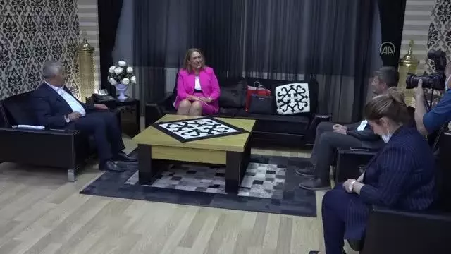 AFYONKARAHİSAR - Kosova Cumhuriyeti İstanbul Başkonsolosu Novoberdaliu, belediyeyi ziyaret etti AFYONKARAHİSAR - Kosova Cumhuriyeti İstanbul Başkonsolosu Novoberdaliu, belediyeyi ziyaret etti