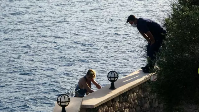 Falezlerde 'örümcek adam' alarmı Falezlerde 'örümcek adam' alarmı