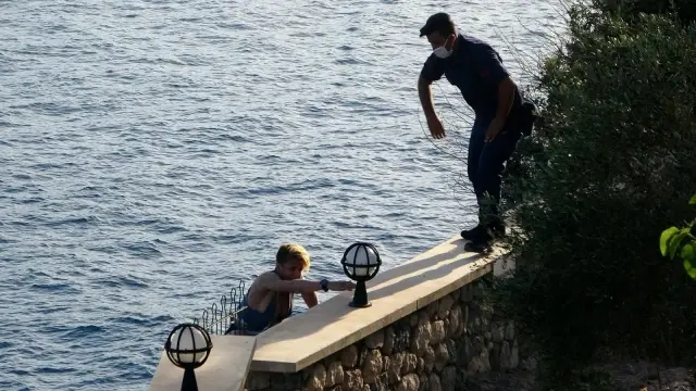Falezlerde 'örümcek adam' alarmı Falezlerde 'örümcek adam' alarmı