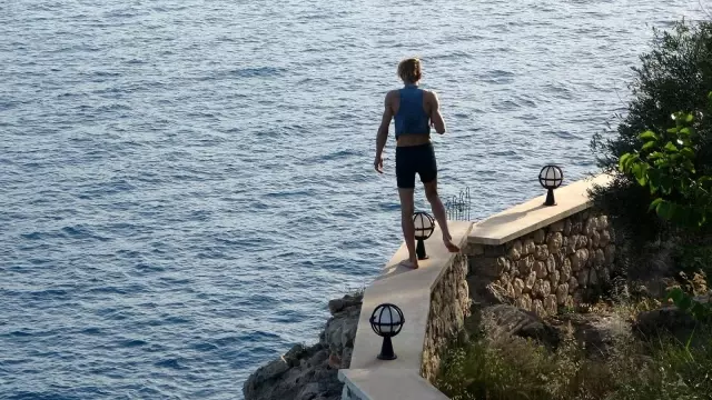 Falezlerde 'örümcek adam' alarmı Falezlerde 'örümcek adam' alarmı