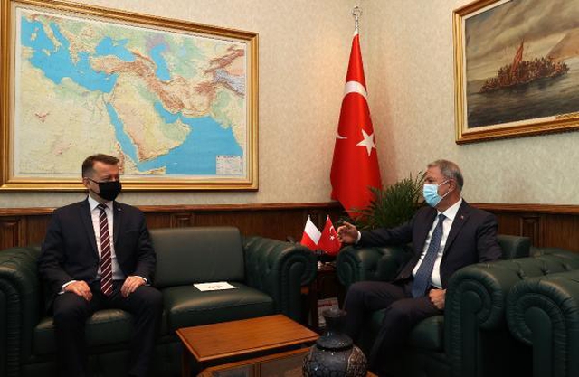 bakan akar ile gorusen polonyali bakan blaszc 5 14155579 o
