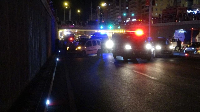 Diyarbakır'da makas atan otomobil kazaya neden oldu: 2 ölü, 8 ağır yaralı