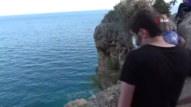 Falezlerde 'örümcek adam' alarmı Falezlerde 'örümcek adam' alarmı