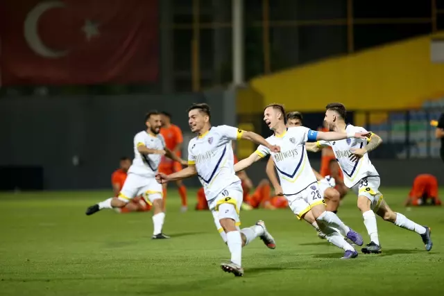 Futbol: Misli.com 3. Lig play-off finali Futbol: Misli.com 3. Lig play-off finali