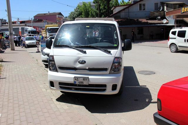 kamyonetin carptigi 2 kadin agir yaralaninca 9 14155215 o