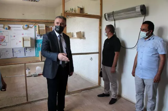 Muhabbet kuşu yetiştirip yok satan tek okul Muhabbet kuşu yetiştirip yok satan tek okul