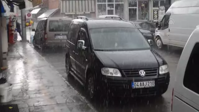 Sağanak etkili oldu Sağanak etkili oldu