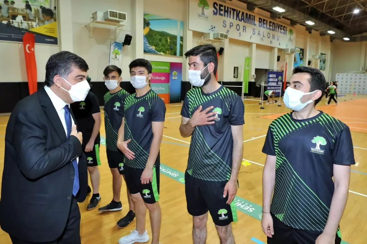 Şehitkamil'den polis adaylarına destek