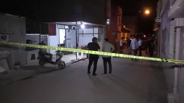 Silahlı saldırıya uğrayan 2 kişiden biri yaşamını yitirdi Silahlı saldırıya uğrayan 2 kişiden biri yaşamını yitirdi