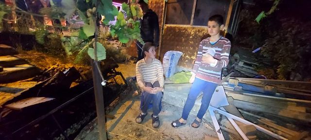 sobayi mazotla tutusturmak isterken evi de 4 14156205 o