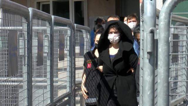 Annesinin kafasını kesip tencereye koydu! Kan donduran vahşetin altından ev tapusu çıktı