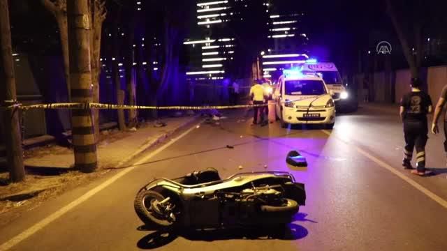 Beton mantar dubaya çarpan motosikletin sürücüsü öldü