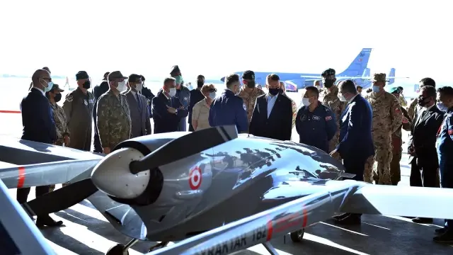 Cumhurbaşkanı Duda, İncirlik'teki Polonyalı askerlerle buluştu