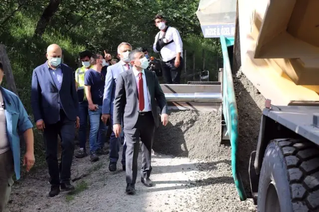 Düzce'de yollar beton oluyor Düzce'de yollar beton oluyor