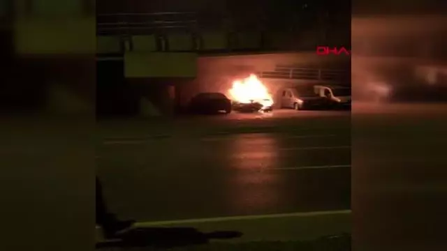 İSTANBUL-ŞİŞLİ'DE PARK HALİNDEYKEN YANAN 4 ARAÇTA KUNDAKLAMA ŞÜPHESİ İSTANBUL-ŞİŞLİ'DE PARK HALİNDEYKEN YANAN 4 ARAÇTA KUNDAKLAMA ŞÜPHESİ