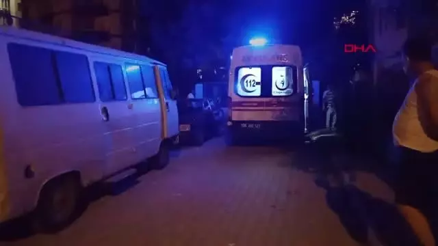 İzmir'de 9'uncu kattan düşen kişi hayatını kaybetti İzmir'de 9'uncu kattan düşen kişi hayatını kaybetti