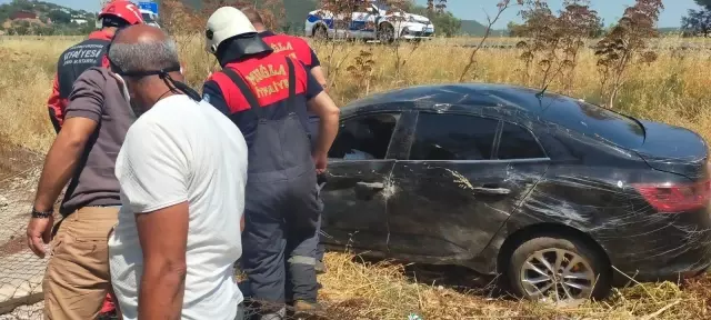 Muğla'da iki otomobilin çarpışması sonucu 4 kişi yaralandı Muğla'da iki otomobilin çarpışması sonucu 4 kişi yaralandı