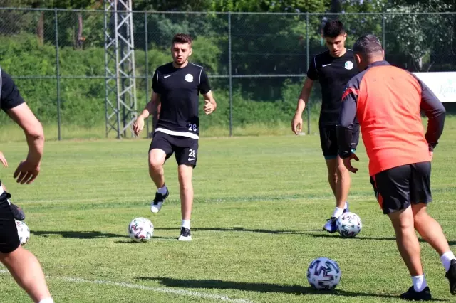 Sakaryaspor 1. Lig özlemine ezeli karşılaşmada son vermek istiyor