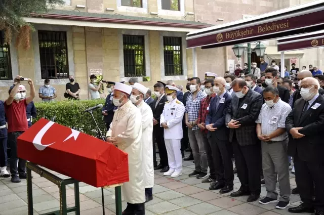 Şehit Onbaşı Caner Ülüğ gözyaşlarıyla son yolculuğuna uğurlandı
