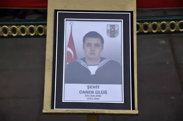Şehit Onbaşı Caner Ülüğ gözyaşlarıyla son yolculuğuna uğurlandı