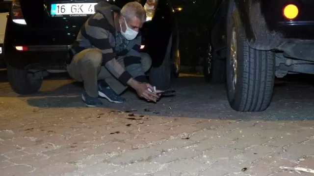 Tartıştığı sevgilisine dehşeti yaşattı...Sevgilisini ve arkadaşını evinin önünde kurşun yağmuruna tuttu Tartıştığı sevgilisine dehşeti yaşattı...Sevgilisini ve arkadaşını evinin önünde kurşun yağmuruna tuttu