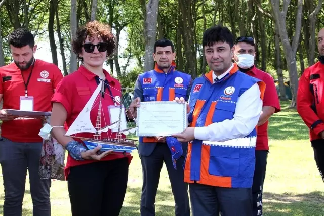 Afetlerde hayat kurtaran UMKE Sinop'ta 3 günlük tatbikat yaptı Afetlerde hayat kurtaran UMKE Sinop'ta 3 günlük tatbikat yaptı
