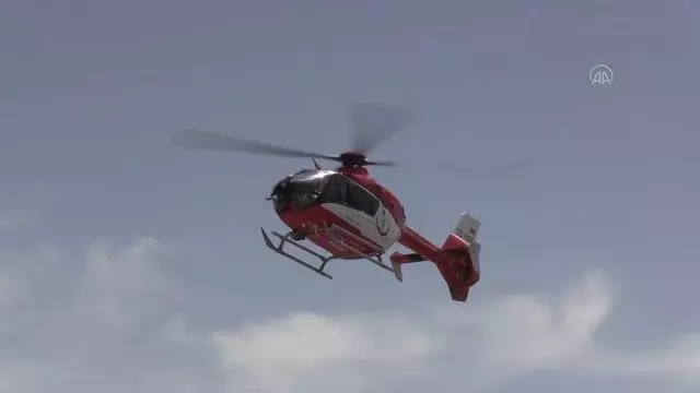 Ambulans helikopter Kovid-19 hastası için havalandı