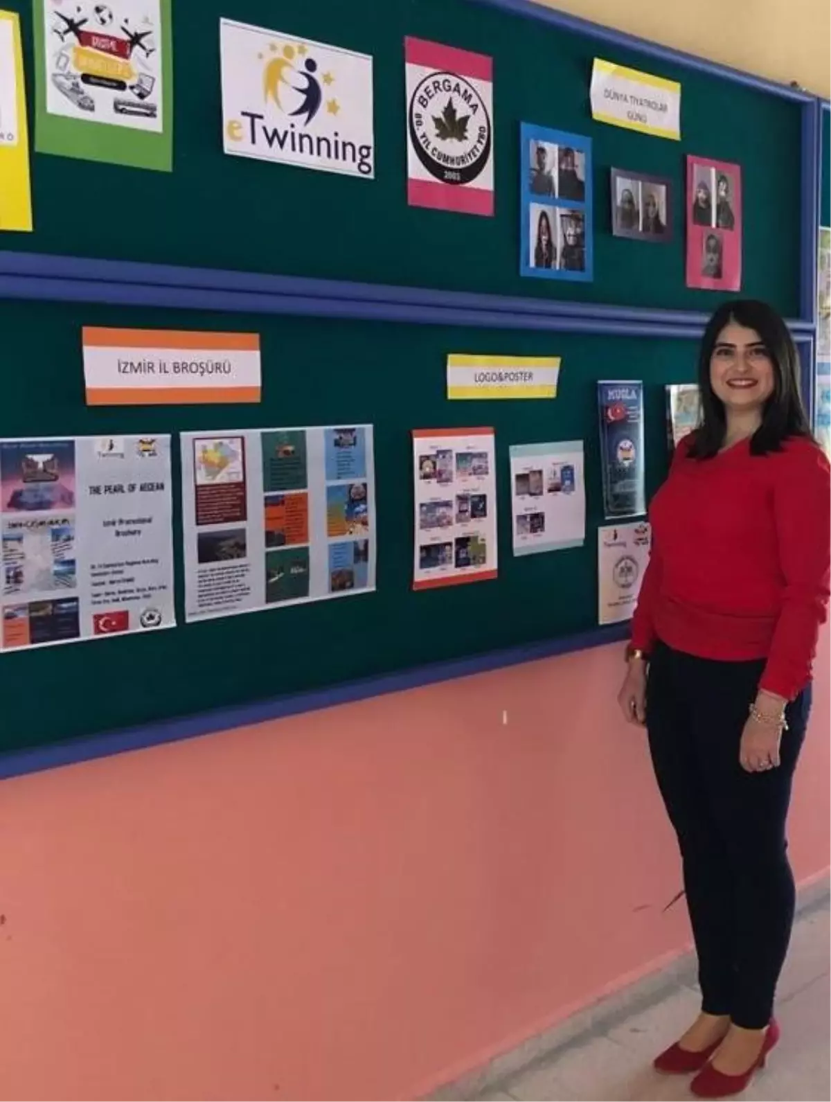 Bergama'da ortaokul öğrencileri 'eTwinning' projesi ile dijital yolculuğa çıktı