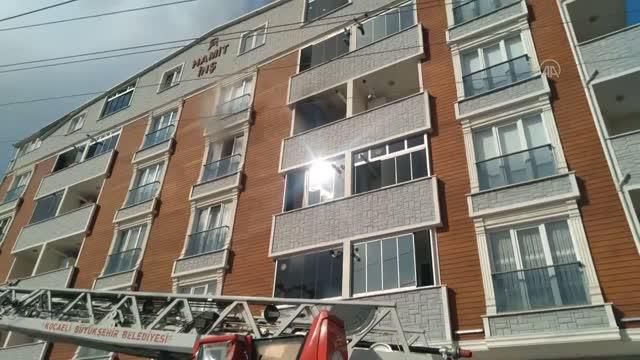 bir apartmanda cikan yangin sonduruldu 2 14161355 o