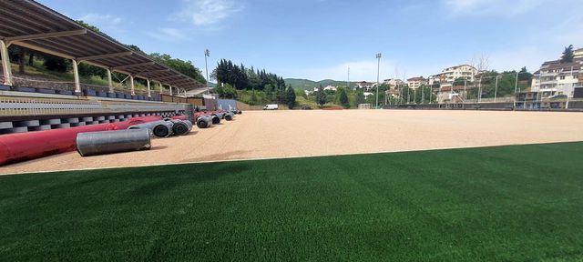 derince belediyespor sahasi yenileniyor 2 14160662 o