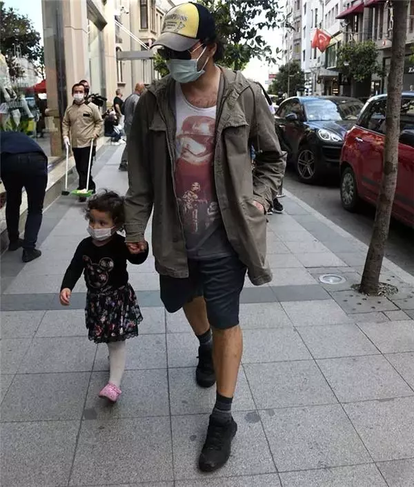 Kaan Tangöze'nin aile saadeti