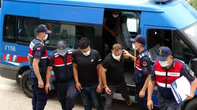 Kozan'da 5 cinayet şüphelisi serbest bırakıldı Kozan'da 5 cinayet şüphelisi serbest bırakıldı