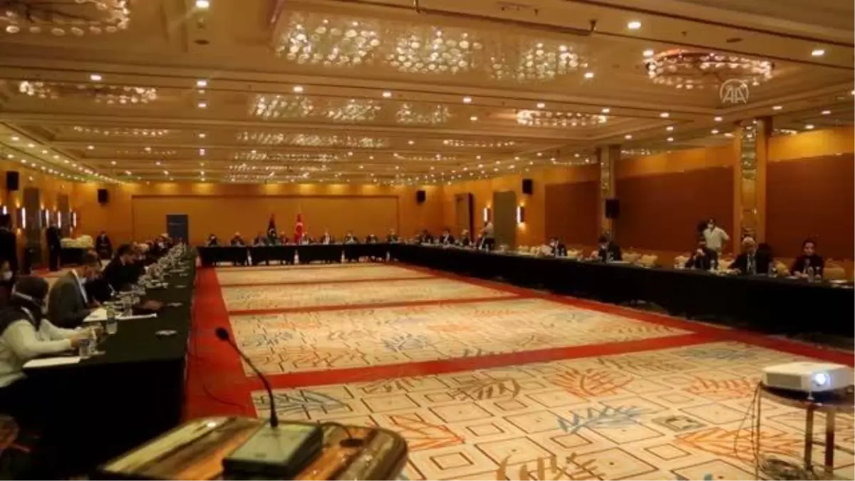 Libya Başkanlık Konseyi Başkan Yardımcısı, uluslararası ilişkilerini gözden geçirmeleri gerektiğini söyledi