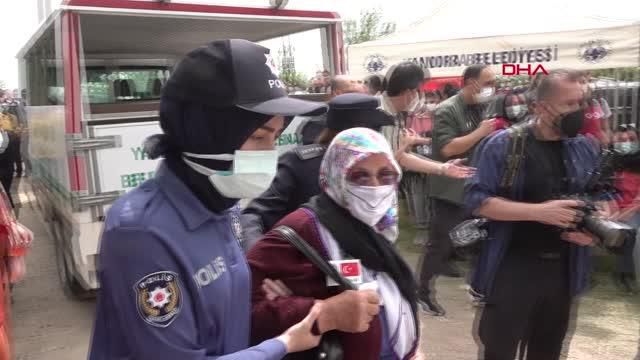 uygulama noktasinda otomobilin carptigi polis 3 14159063 o
