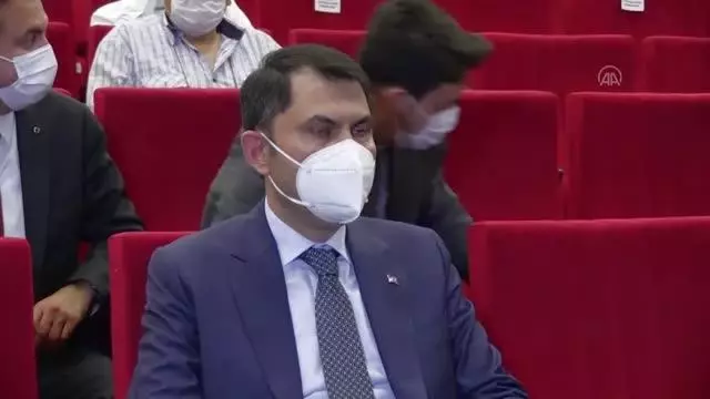 AFYONKARAHİSAR - Bakan Kurum: 'Deprem ile mücadeleyi terör ile mücadele kadar önemli gördük' AFYONKARAHİSAR - Bakan Kurum: 'Deprem ile mücadeleyi terör ile mücadele kadar önemli gördük'