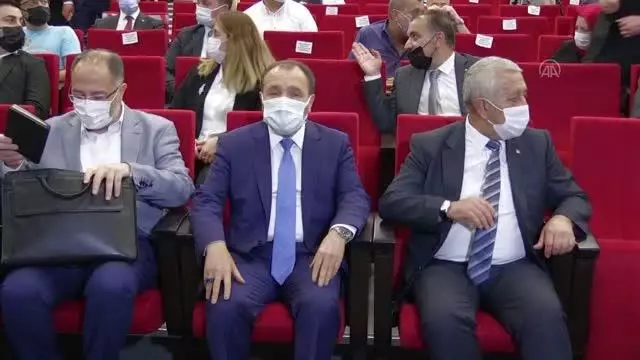 AFYONKARAHİSAR - Bakan Kurum: 'Deprem ile mücadeleyi terör ile mücadele kadar önemli gördük' AFYONKARAHİSAR - Bakan Kurum: 'Deprem ile mücadeleyi terör ile mücadele kadar önemli gördük'