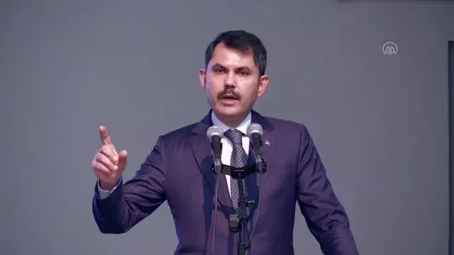 AFYONKARAHİSAR - Bakan Kurum: 'Üç prensip belirledik. Dedik ki, 'Hızlı, yerinde ve gönüllü' yapacağız' AFYONKARAHİSAR - Bakan Kurum: 'Üç prensip belirledik. Dedik ki, 'Hızlı, yerinde ve gönüllü' yapacağız'