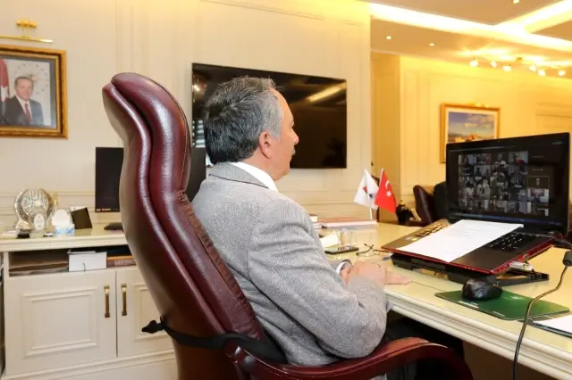 AİÇÜ, Türk Dünyası Dijital Vatandaşlık Projesi iş protokolünü imzaladı AİÇÜ, Türk Dünyası Dijital Vatandaşlık Projesi iş protokolünü imzaladı