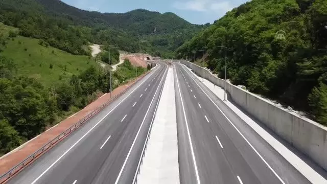 Son dakika haber! Bartın-Kurucaşile yolunun 15 kilometrelik bölümü açılış için gün sayıyor Son dakika haber! Bartın-Kurucaşile yolunun 15 kilometrelik bölümü açılış için gün sayıyor
