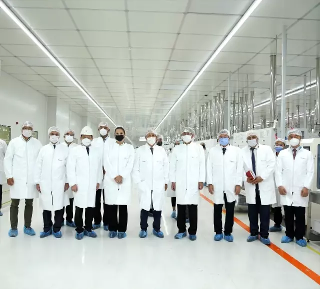 Çin Ankara Büyükelçisi, Kalyon Güneş Teknolojileri Fabrikası'nı ziyaret etti