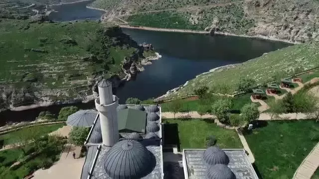 Diyarbakır kontrollü normalleşme sürecinde tarih, doğa ve lezzet tutkunlarını ağırlamaya hazır Diyarbakır kontrollü normalleşme sürecinde tarih, doğa ve lezzet tutkunlarını ağırlamaya hazır