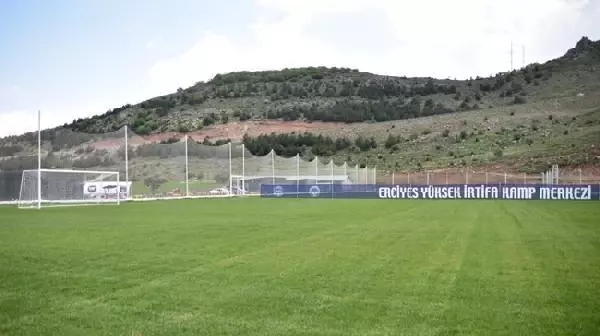 Erciyes Yüksek İrtifa Kamp Merkezi'nde hazırlıklar tamam