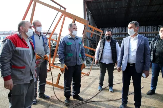 Gölbaşı Belediye Başkanı Şimşek'ten, işçilere 3 bin 300 TL promosyon desteği Gölbaşı Belediye Başkanı Şimşek'ten, işçilere 3 bin 300 TL promosyon desteği