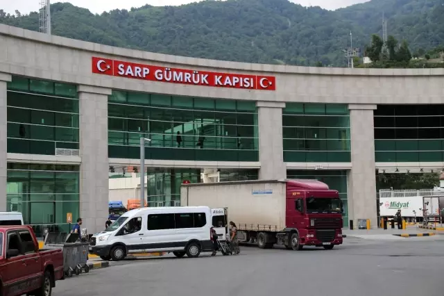 Gürcistan turistlere kapılarını 1 Haziran'da açıyor Gürcistan turistlere kapılarını 1 Haziran'da açıyor