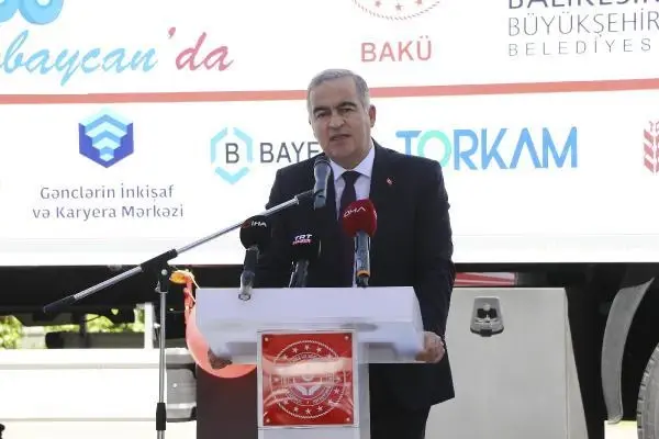 Hediye karavanı, Azerbaycan'a uğurlandı Hediye karavanı, Azerbaycan'a uğurlandı