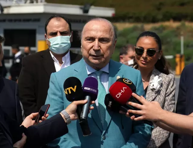 İbrahim Özdemir listesini divan kuruluna teslim etti