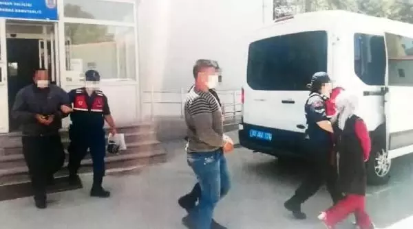 Sevgi evlerinden kaçan iki kız çocuğu, bir evin gizli bölmesinde bulundu Sevgi evlerinden kaçan iki kız çocuğu, bir evin gizli bölmesinde bulundu