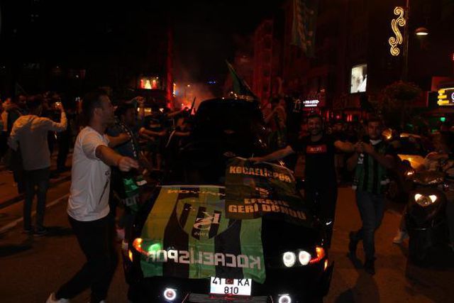 kocaelispor taraftarlarinin tff 1 inci lig se 10 14164102 o