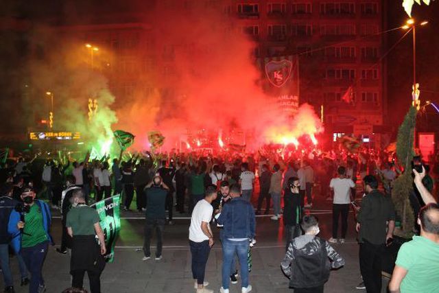 kocaelispor taraftarlarinin tff 1 inci lig se 14164102 o